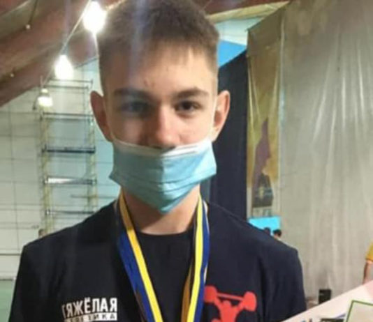 Юный штангист из Павлограда победил в Чемпионате Украины