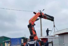 Налоговики демонтировали нелегальную заправку в Павлограде