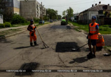У Павлограді призупинені всі ремонти доріг