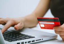 Мошенница из Межиричей: женщина продавала несуществующие товары