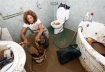 В Терновке за долги отключат от канализации 50 квартир