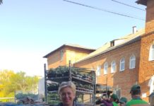 Для павлоградских молодоженов коммунальщики готовят новую фотозону