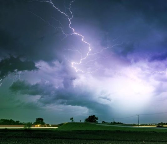 Энергетики восстанавливают обесточенные районы в Павлограде и окрестностях