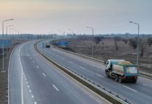 На Днепропетровщине запретили движение грузовикам