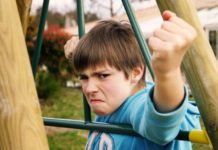 В Павлограде обеспокоены воспитанием детей: что предлагают депутаты