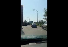 Перевернутое авто и скутер: в Павлограде снова ДТП (ВИДЕО)