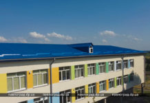 В Терновке отремонтировали школу и сделали современную спортплощадку