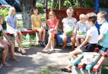 Стало известно, сколько павлоградских деток ждут свою семью