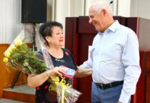 Людмила Мехоношина прощается с должностью директора Дворца творчества