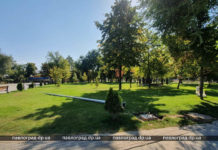 В Павлограде на площади устанавливают новое освещение: подробности