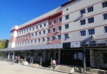 В Павлограде продолжается ремонт опорной больницы региона