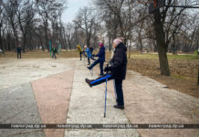 Шаг вперед: в Павлограде пенсионеры вышли на необычные занятия