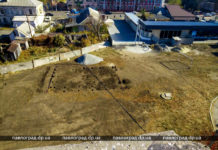 В Павлограде возник конфликт вокруг установки спортплощадки по программе Зеленского (ВИДЕО)