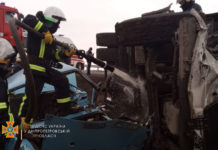 На Павлоградщине двое людей погибли в страшной аварии