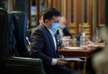 Подросткам тоже выплатят «Вовину тысячу»: назвали условия