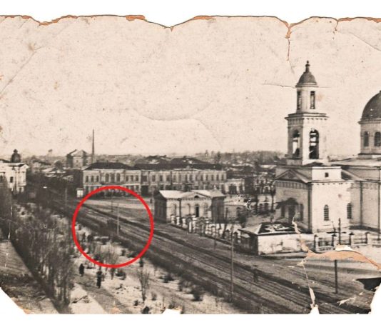 Исторические фото: в центре Павлограда ездил паровозик-«кукушка»