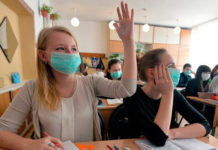 Павлоградских школьников вернут за парты