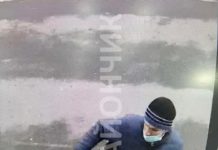 В Днепре тиктокер пинал девушек ради видео