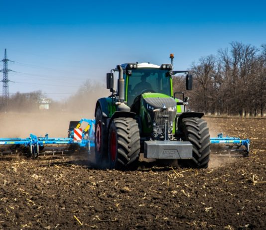 На Дніпропетровщині розповіли, як проходить посівна