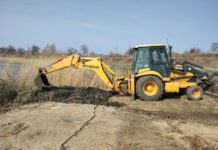 У Павлограді поглибили ділянку дна ріки Вовча