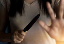 У Тернівці неповнолітня вдарила подругу ножем через ревнощі