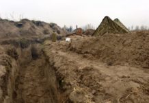 Корбан закликав терміново мінувати північний кордон та рити окопи