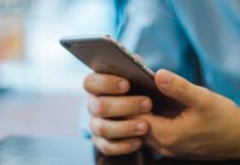 У Павлограді пограбували підлітка