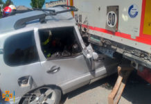 У Павлограді зіткнулися легковик і вантажівка