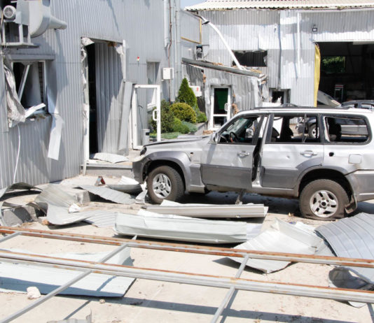 Мер Дніпра Борис Філатов прокоментував ракетний удар по СТО у Дніпрі (ФОТО і ВІДЕО)