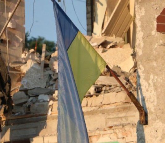 Внаслідок обстрілу мирного підприємства у Дніпрі загинули люди