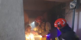 На центральній вулиці Павлограда загорівся балкон