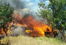 У дворі на вул. Попова була масштабна пожежа