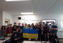 Як американські школярі, студенти з обміну та їхні батьки допомагають України