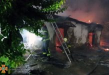 Вночі у Павлограді згорів будинок