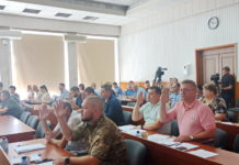 Павлоградські депутати зібралися на позачергову сесію: що обговорювали