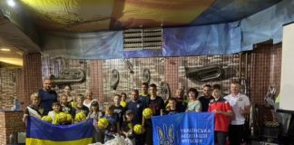 Павлоградські діти-сироти зустрілися з українськими футболістами
