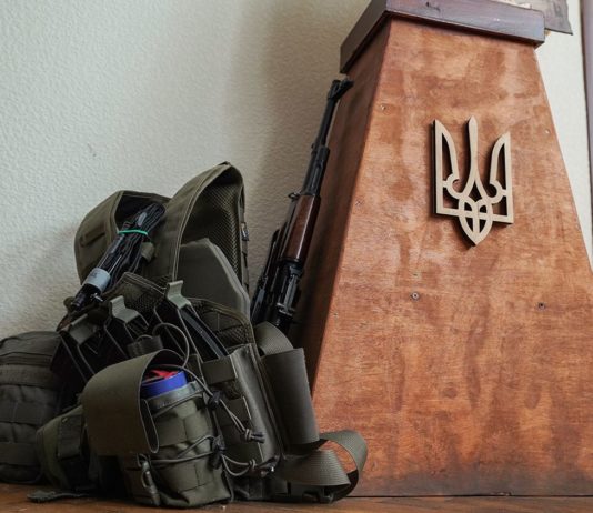 Чи багато зараз іде у військкомати добровольців?