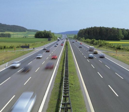 Правила поведінки на дорозі під час війни (ІНФОГРАФІКА)