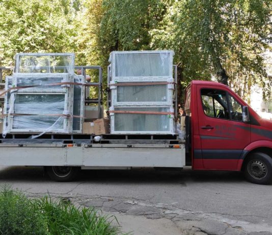 В одному з гуртожитків Павлограда замінять вікна