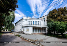 У Павлограді продадуть будівлю у стилі конструктивізму