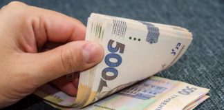 Першотравенець зазіхнув на чужі гроші