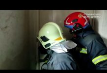 У Павлограді рятували двох дітей (ВІДЕО)