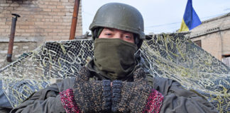 Захисникам потрібні деякі речі: куди принести допомогу