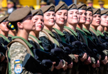 У Міноборони роз’яснили, чи будуть забороняти жінкам виїзд закордон з 1 жовтня