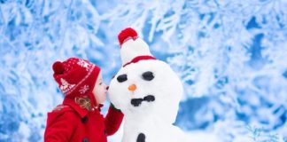 Мінреінтеграції передасть зимовий одяг дітям переселенців