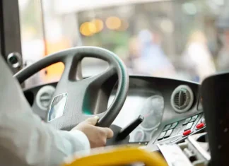 У Павлограді автобуси за маршрутом №4 їздять за новим графіком