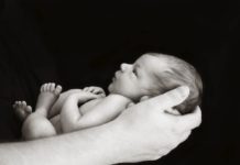 У Павлограді показали, як малюки з’являються на світ без світла (ВІДЕО)