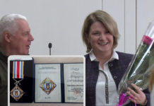 У Павлограді медсестра отримала нагороду від РНБО