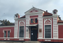 Дарують творчість ВПО та військовим: як працює театр Павлограда під час війни