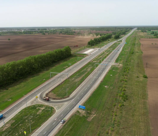 Де на Дніпропетровщині водії вантажівок можуть перечекати спеку?